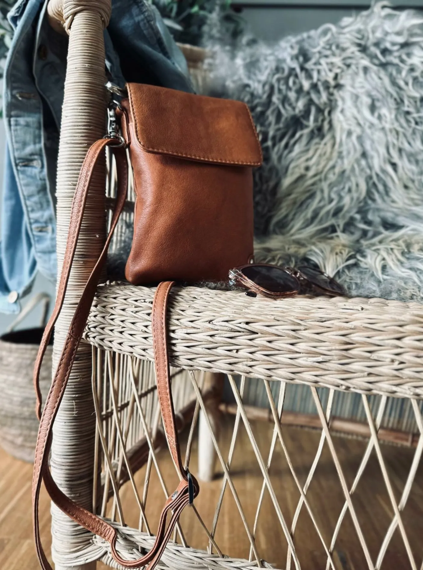 Mobiltaske Aura Cognac