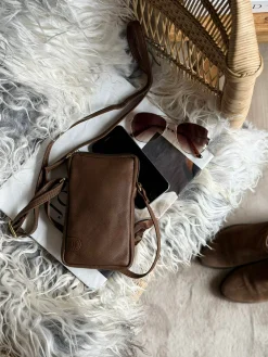 Mobiltaske Misse - Coffee / gold