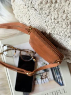 Mobiltaske Misse - Cognac / gold