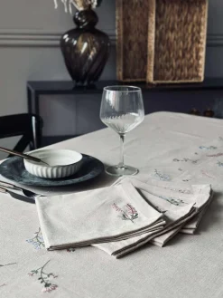 Mundservietter flower broderi - Pakke med 4 stk