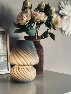 Mushroom Large - Grå mundblæst glas