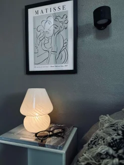 Mushroom Medium – Hvid mundblæst glas