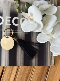 Nøglering med kvast - Black leather