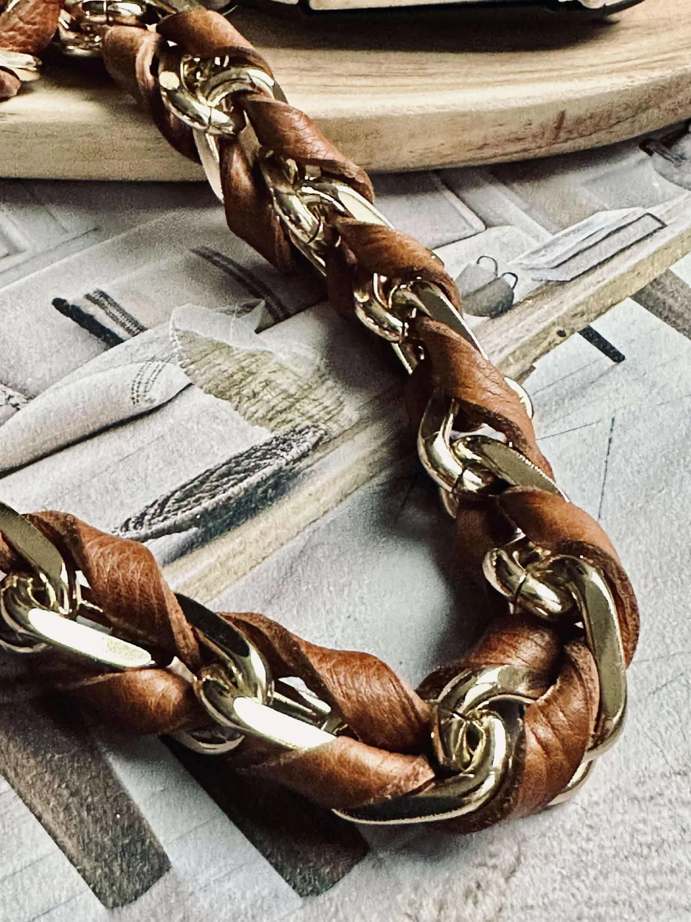 Nøglesnor – Walnut / Gold