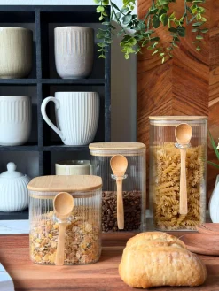 Opbevaringsglas med bambuslåg og ske - Flere størrelser