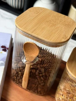 Opbevaringsglas med bambuslåg og ske - Flere størrelser