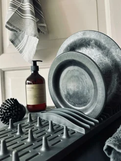 Opvaskestativ med mikrofibermåtte