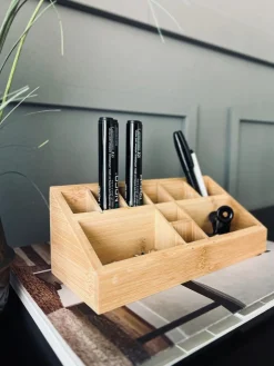 Organiser i bambus med 10 rum