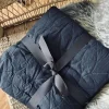 Plaid / sengetæppe – Quilt Navy 200x220cm