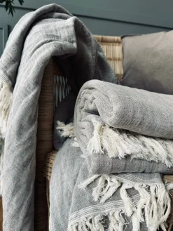 Plaid vævet med kork – Nature grey mix