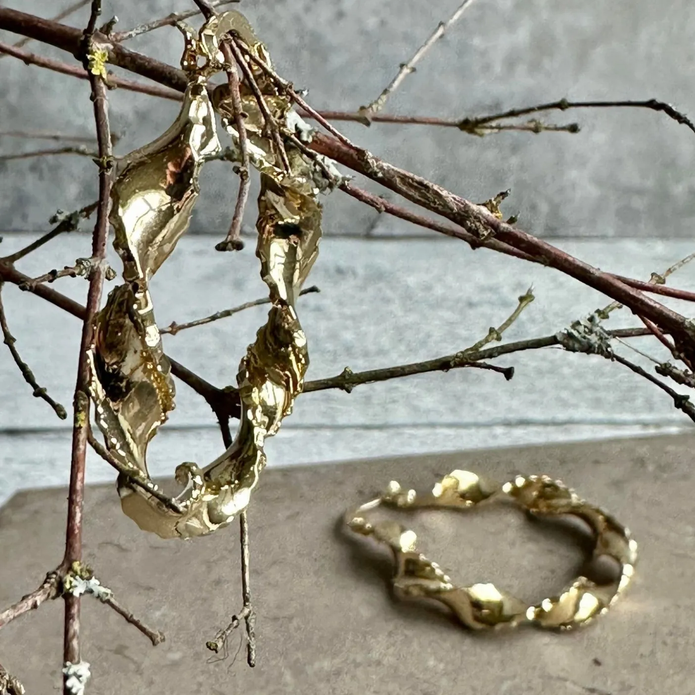 Øreringe Cora hoops - 18k forgyldt