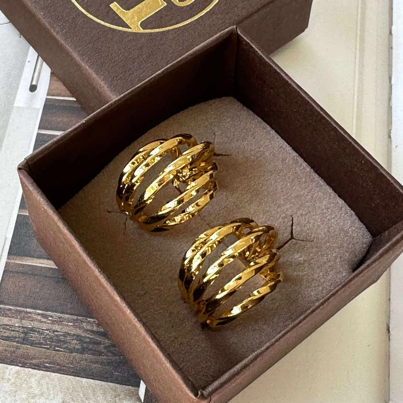 Øreringe Cornelia 20 mm - Forgyldt