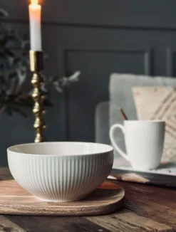 Riflet porcelæn til 4 personer - 16 dele