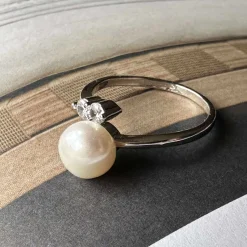 Ring Rini - Justerbar med ferskvandsperler