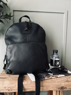 Rygsæk – Black leather