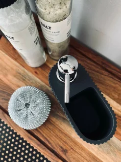 Sæbedispenser SORT med svamp