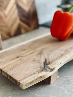 Serveringsbræt med ben - 40cm.