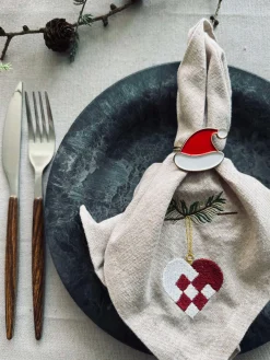 Servietringe med Nissehue - Pakke med 4 stk