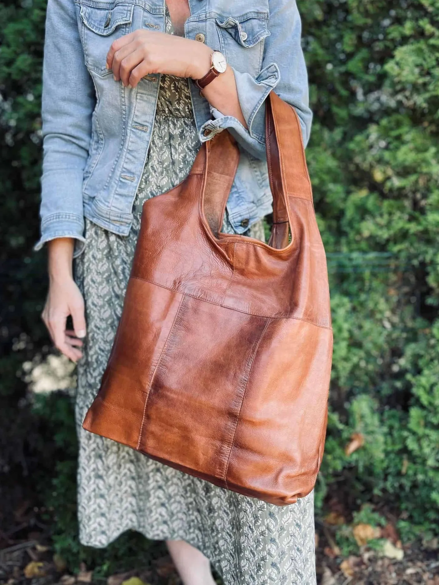 Shopper – Walnut