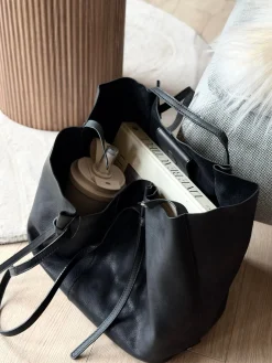 Shopper i blød skindkvalitet - Sort