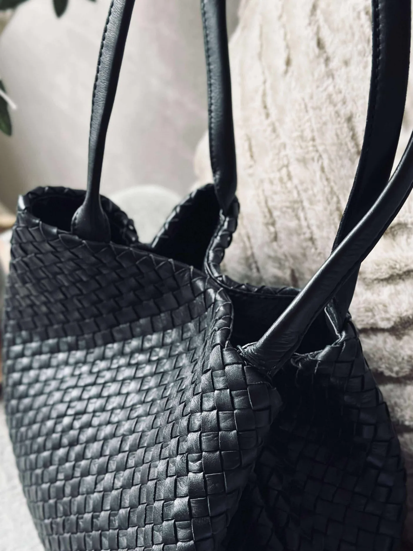 Shopper i flettet skind - Black