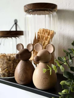 Siddende Mus - Amber Brun