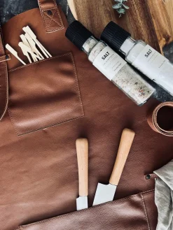 Skindforklæde – Cognac bøffellæder