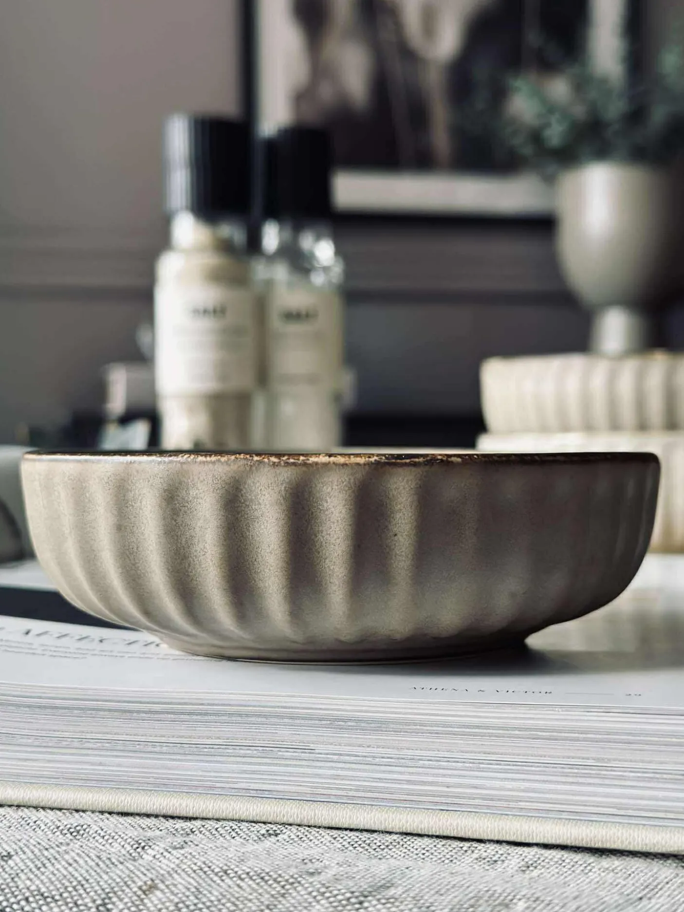 Skål VIGA strib stentøj - Mat brun 12cm