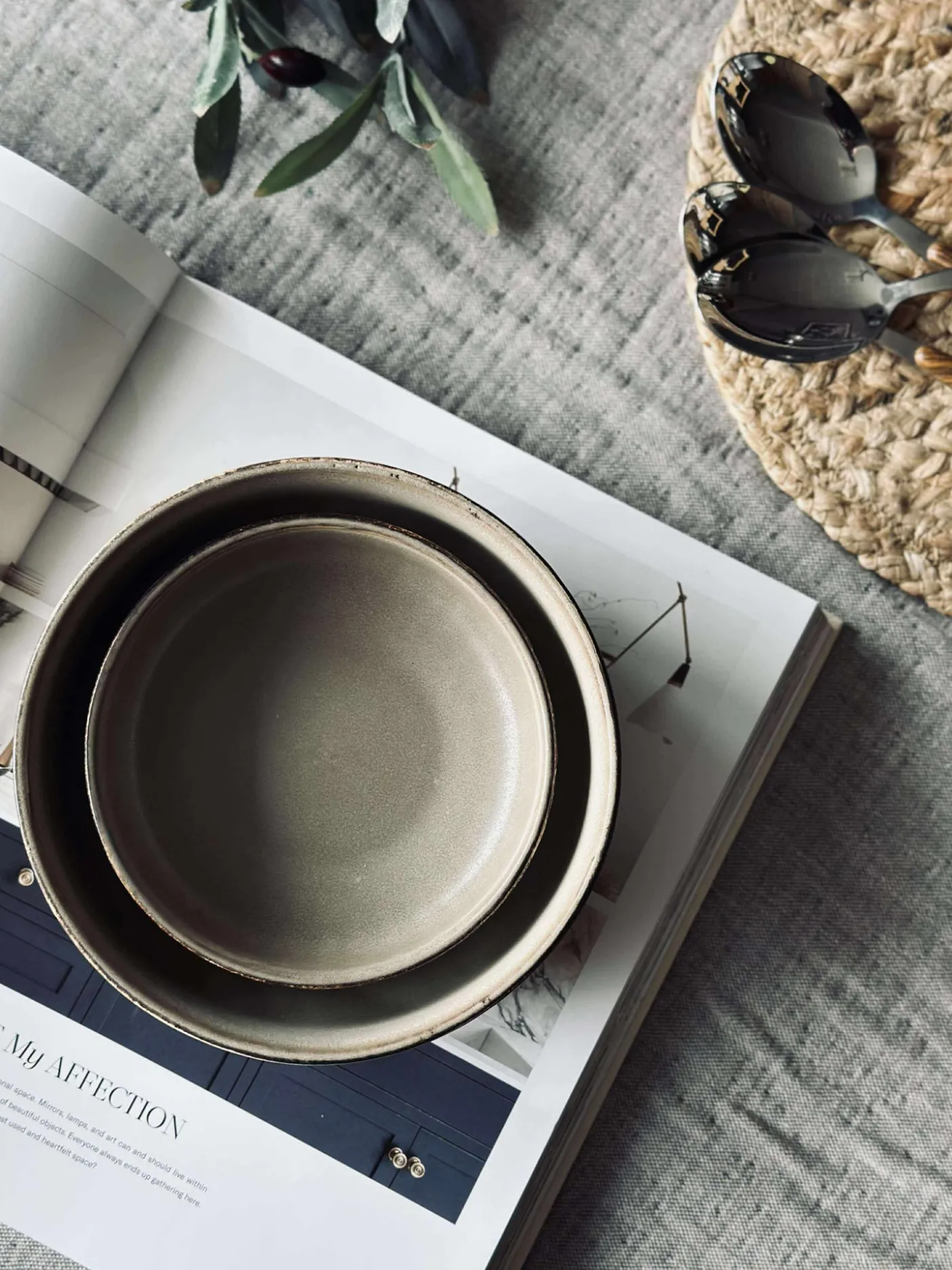 Skål VIGA strib stentøj - Mat brun 12cm