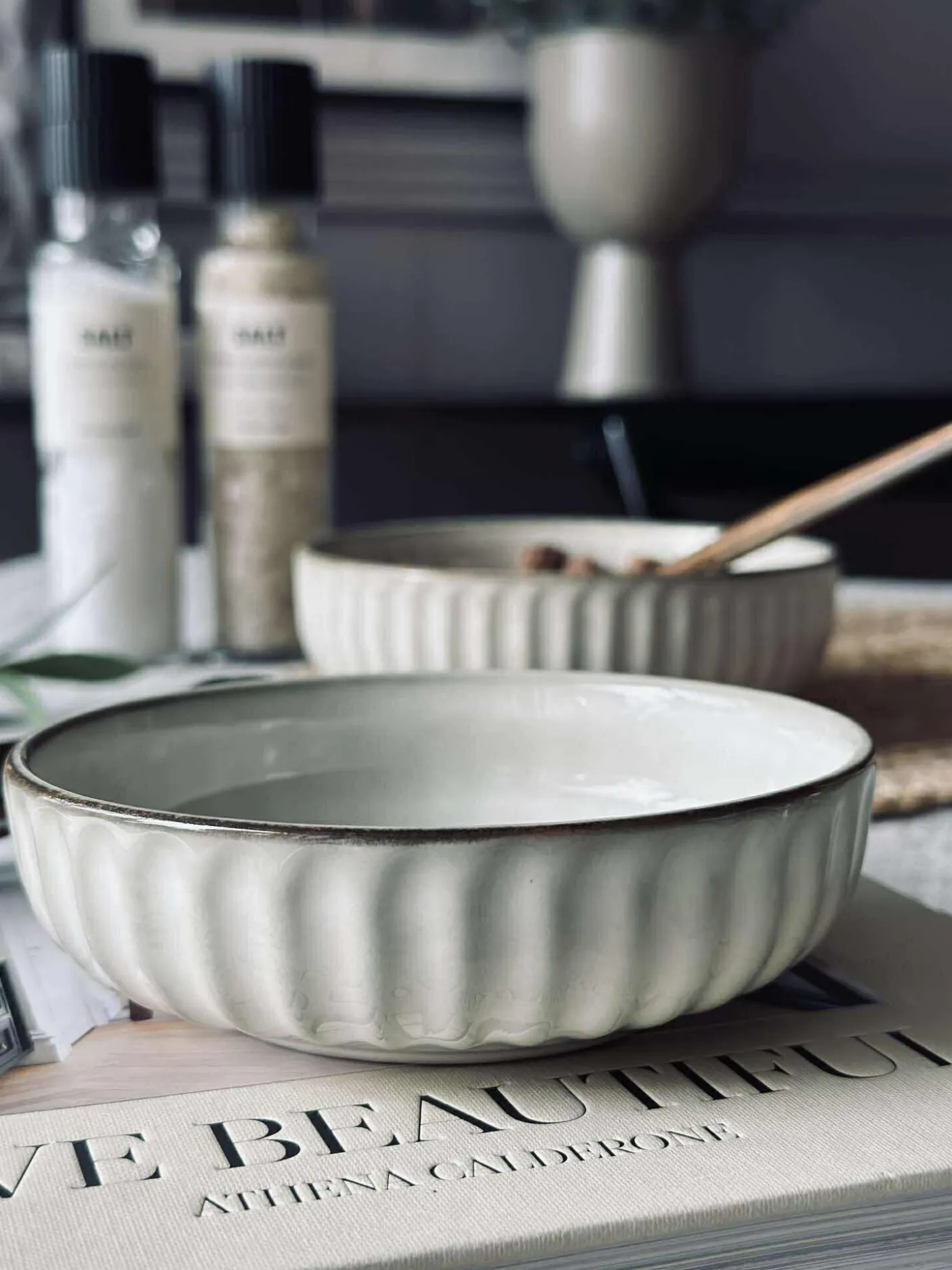 Skål VIGA strib stentøj - Sand flere størrelser