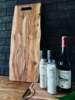 Skærebræt i olieret akacietræ