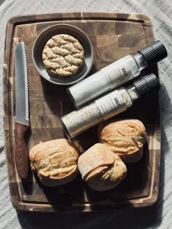 Skærebræt med saftrille