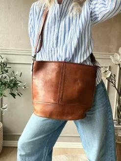 Skuldertaske Nomi walnut