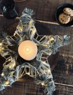 Stjerne med LED lys og gran - 40cm