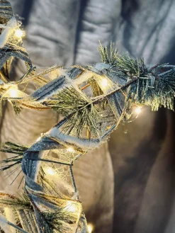 Stjerne med LED lys og gran - 40cm