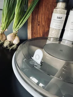 Tallerken med opdeling og låg - Godkendt til mikroovn