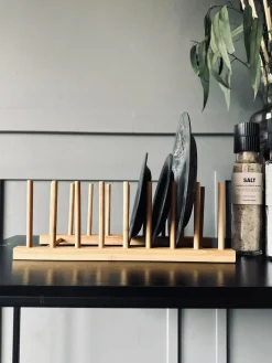 Tallerkenholder i bambus