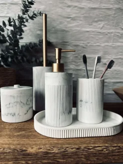 Toiletbørste marmor look