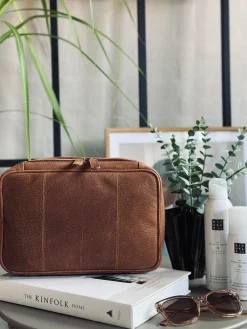 Toilettaske Cognac square