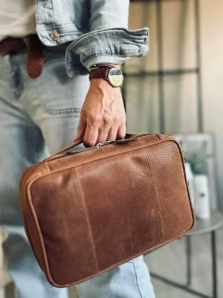 Toilettaske Cognac square