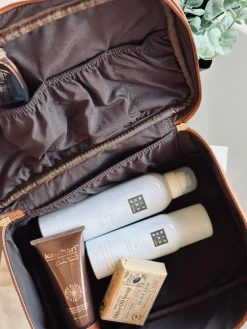 Toilettaske Cognac square