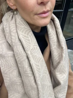 Tørklæde Helena - Sand