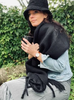 Tørklæde Nora Black small