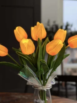 Tulipaner med lys - Gul