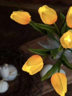 Tulipaner med lys - Gul