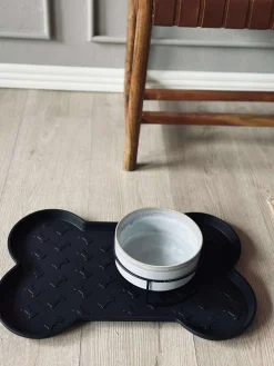 Underlag til foderskåle