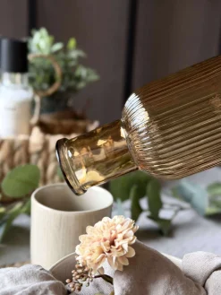 Vandflaske med korkprop – Gylden 1 ltr.