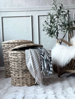 Vasketøjskurv i vandhyacint - 2 stk.