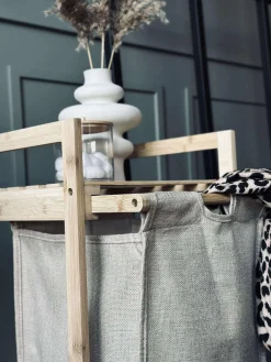 Vasketøjskurv med udtræk