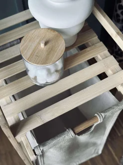 Vasketøjskurv med udtræk